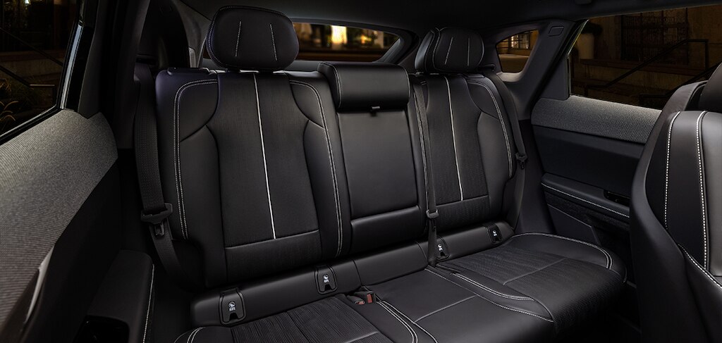 Cadillac OPTIQ 2026 Características Interior